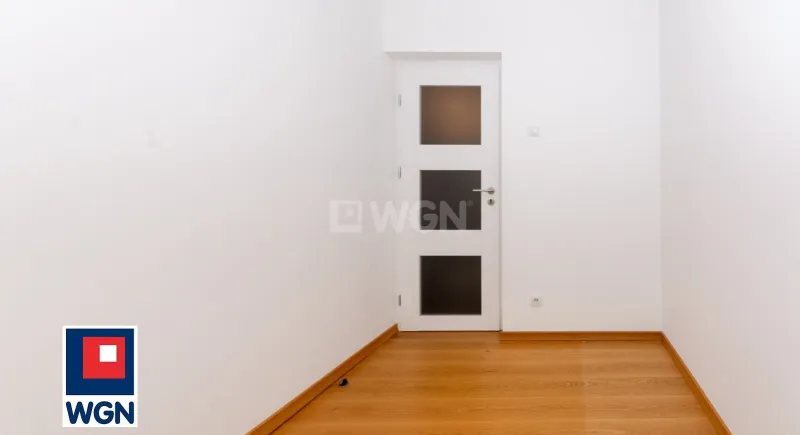 Mieszkanie na  wynajem Siemianowice Śląskie - 3 pokoje po remoncie z częściowym umeblowaniem w bloku/Centrum/.
